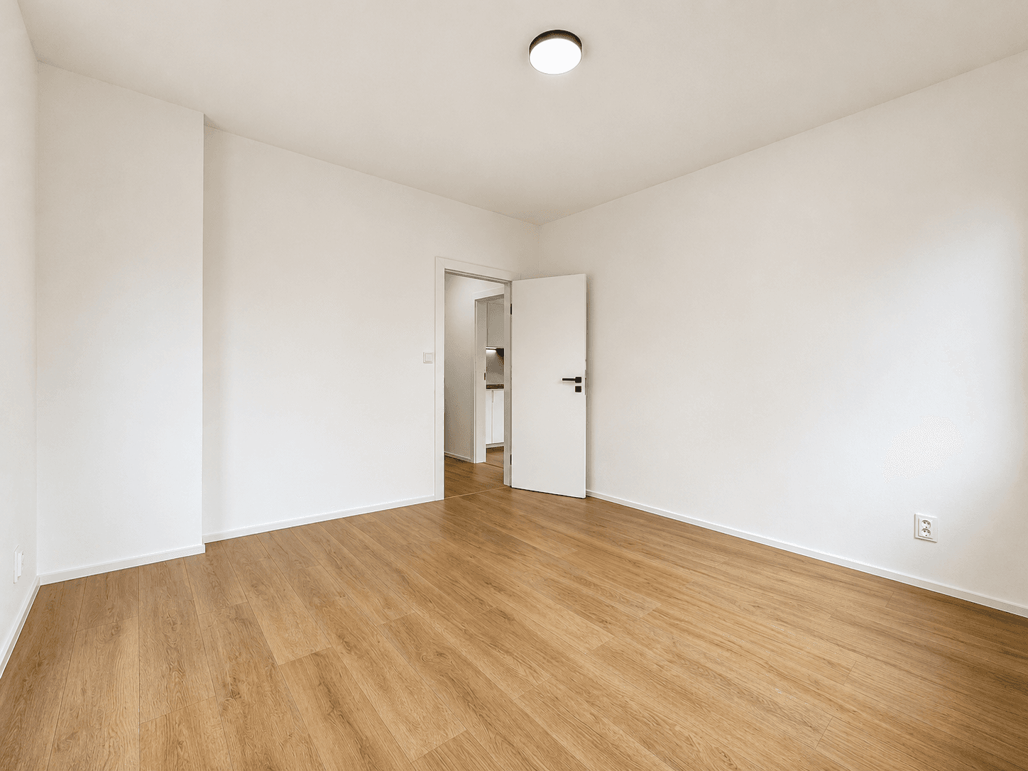 Prodej bytu 2+kk 40 m², Plukovníka Mráze, Praha, Praha Prodej bytu 2+kk 40 m², Plukovníka Mráze, Praha, Praha