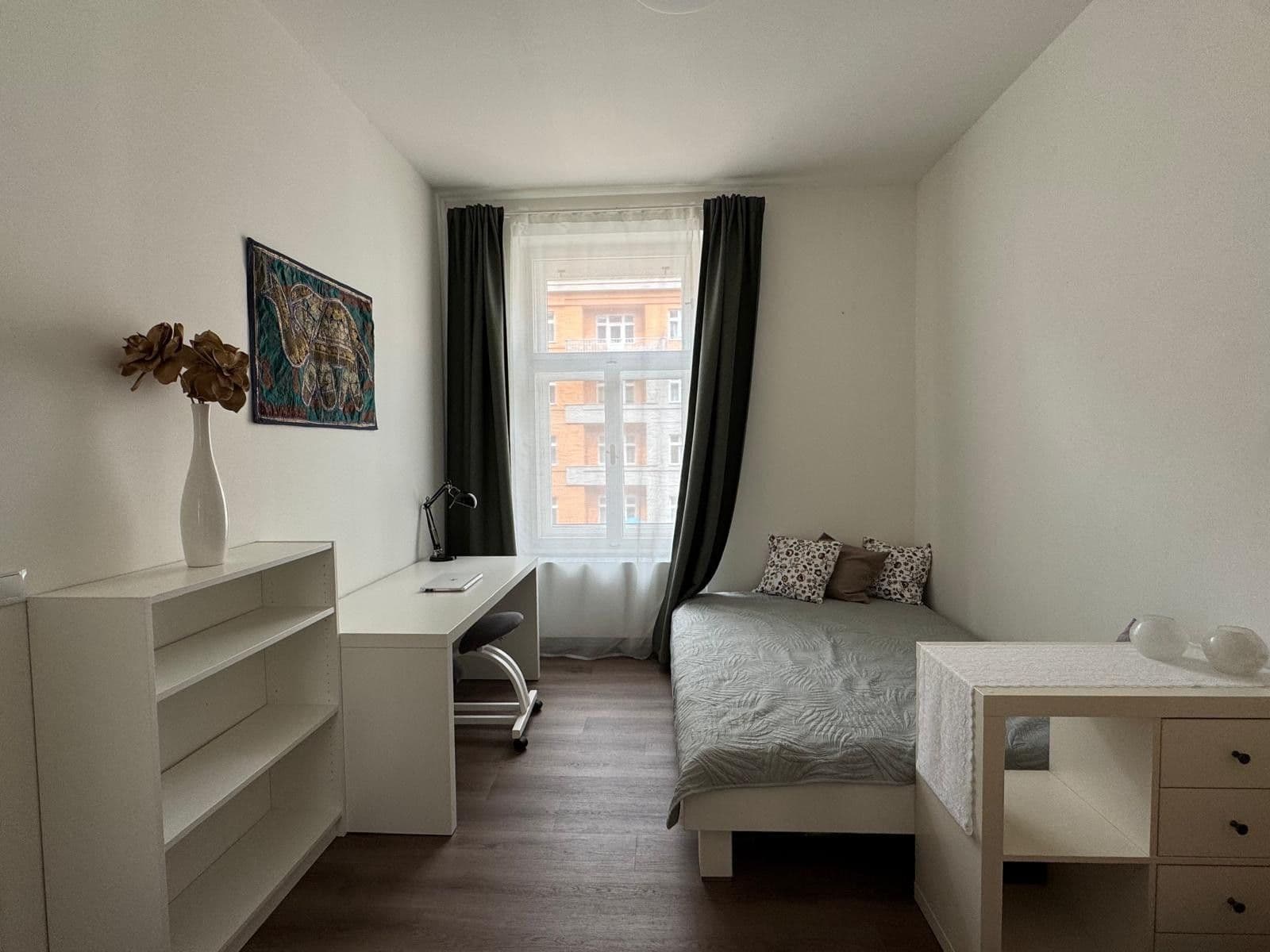 Pronájem bytu 4+1 124 m², Kounicova, Brno, Jihomoravský kraj Pronájem bytu 4+1 124 m², Kounicova, Brno, Jihomoravský kraj