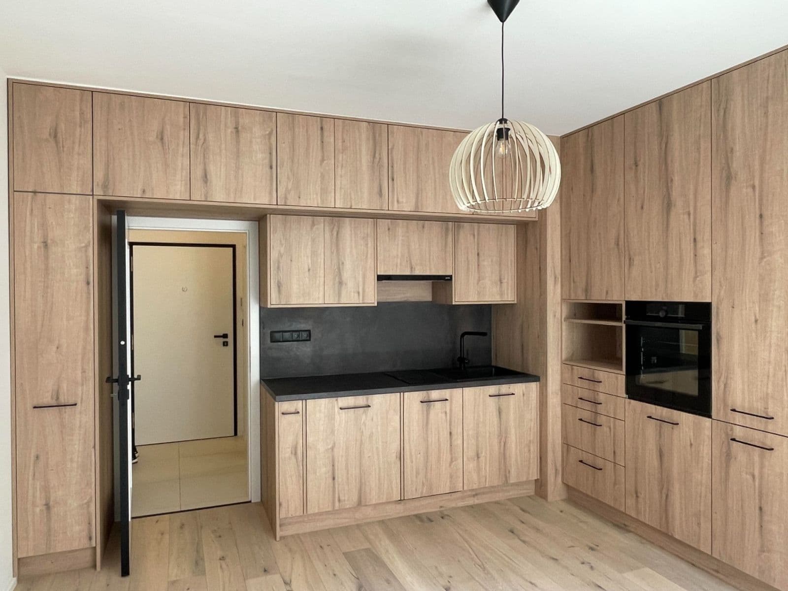 Pronájem bytu 1+kk 27 m², Krymská, Praha, Praha Pronájem bytu 1+kk 27 m², Krymská, Praha, Praha