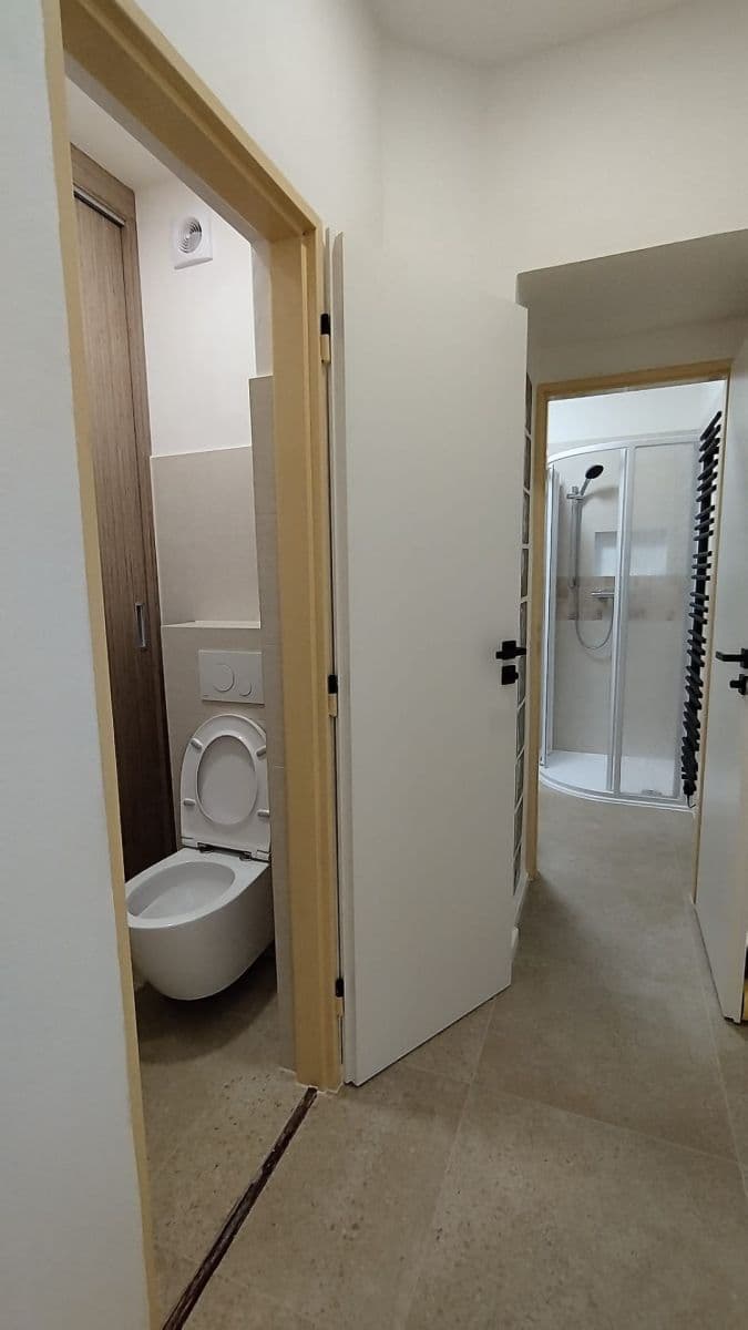 Pronájem bytu 3+1 91 m², Libušina, Roudnice nad Labem, Ústecký kraj Pronájem bytu 3+1 91 m², Libušina, Roudnice nad Labem, Ústecký kraj