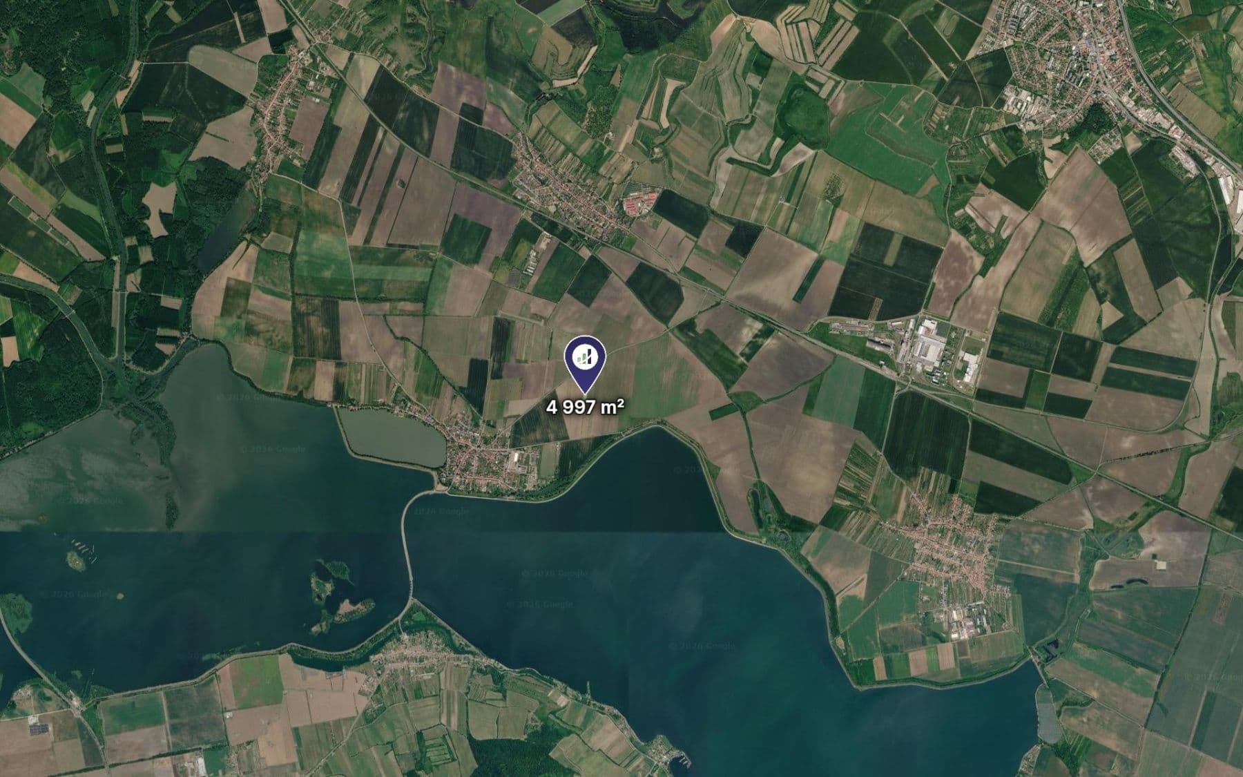 Prodej pozemku 4.997 m², Strachotín, Jihomoravský kraj Prodej pozemku 4.997 m², Strachotín, Jihomoravský kraj