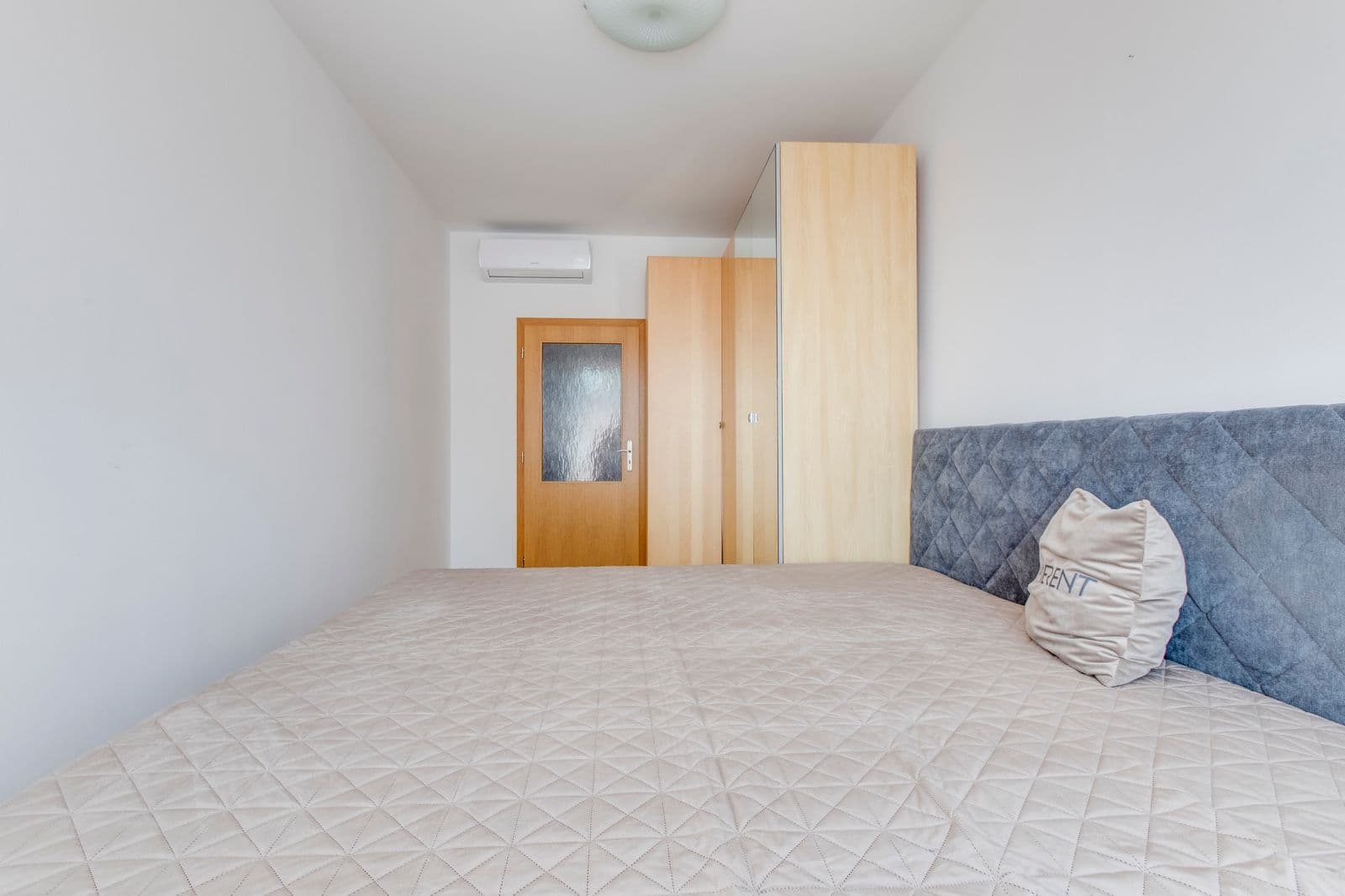 Pronájem bytu 2+kk 54 m², Meteorologická, Praha, Praha Pronájem bytu 2+kk 54 m², Meteorologická, Praha, Praha