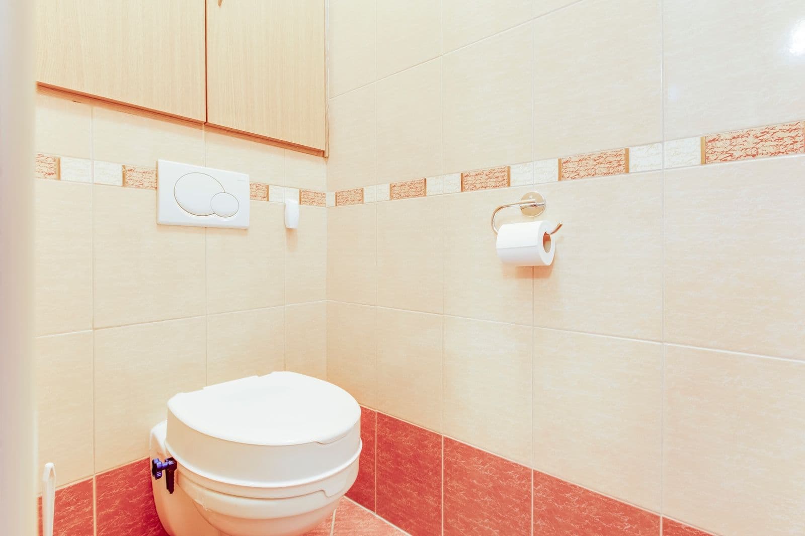 Pronájem bytu 2+kk 54 m², Meteorologická, Praha, Praha Pronájem bytu 2+kk 54 m², Meteorologická, Praha, Praha