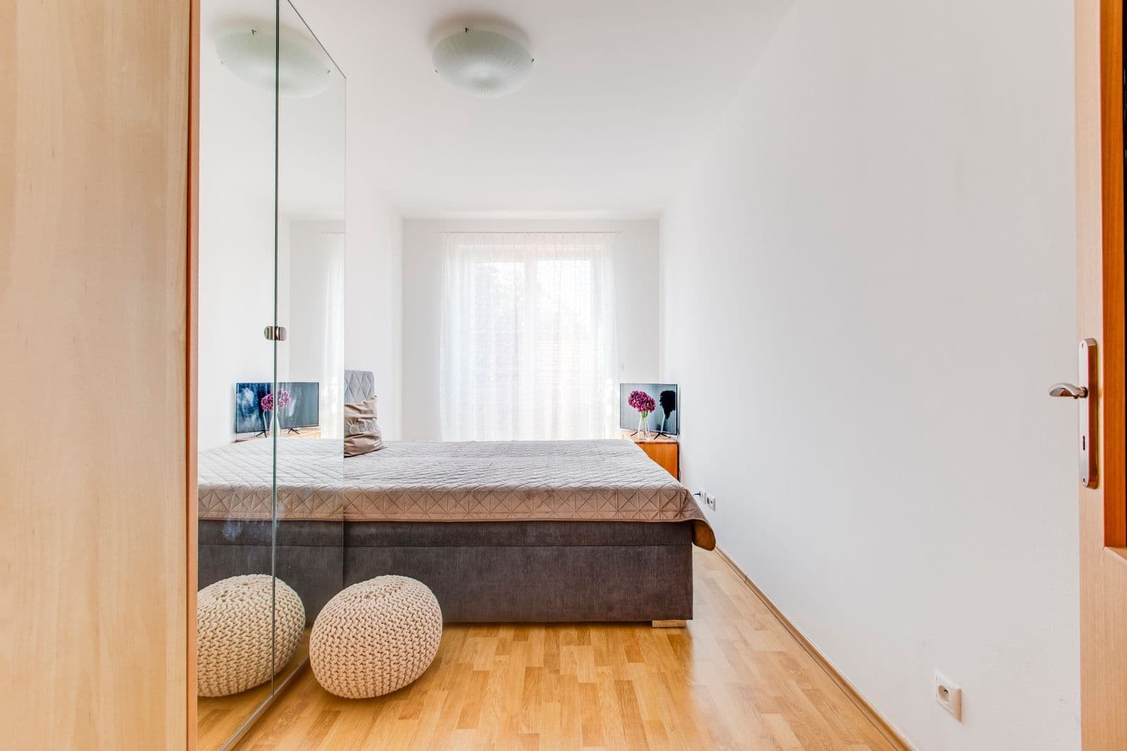 Pronájem bytu 2+kk 54 m², Meteorologická, Praha, Praha Pronájem bytu 2+kk 54 m², Meteorologická, Praha, Praha