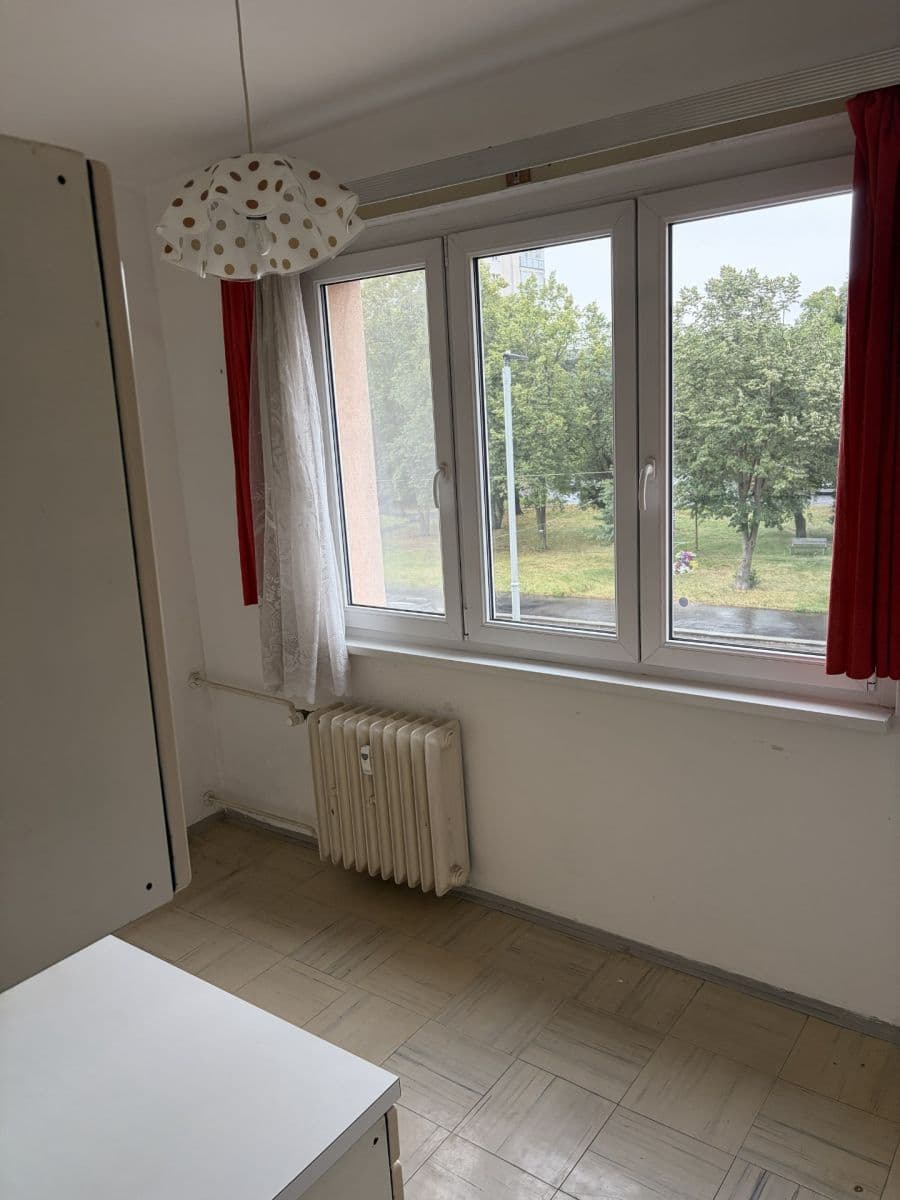 Pronájem bytu 2+1 55 m², Na Petřinách, Praha, Praha Pronájem bytu 2+1 55 m², Na Petřinách, Praha, Praha