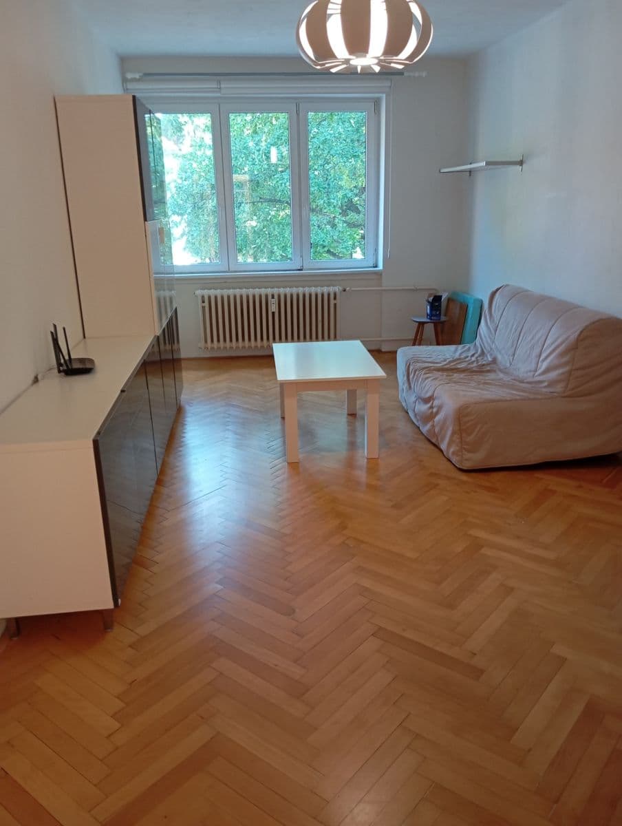 Pronájem bytu 2+1 53 m², Na Okraji, Praha, Praha Pronájem bytu 2+1 53 m², Na Okraji, Praha, Praha