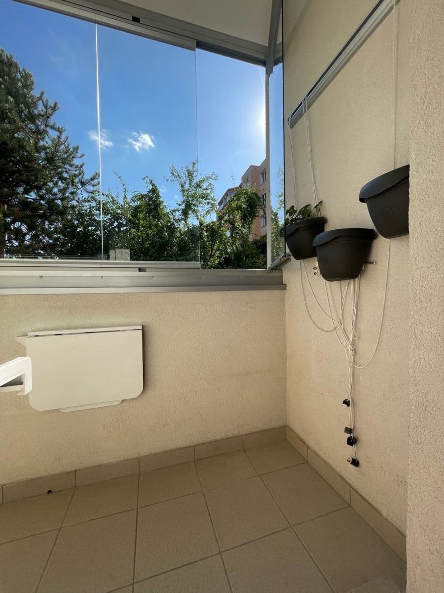 Pronájem bytu 2+kk 44 m², Pospíchalova, Praha, Praha Pronájem bytu 2+kk 44 m², Pospíchalova, Praha, Praha