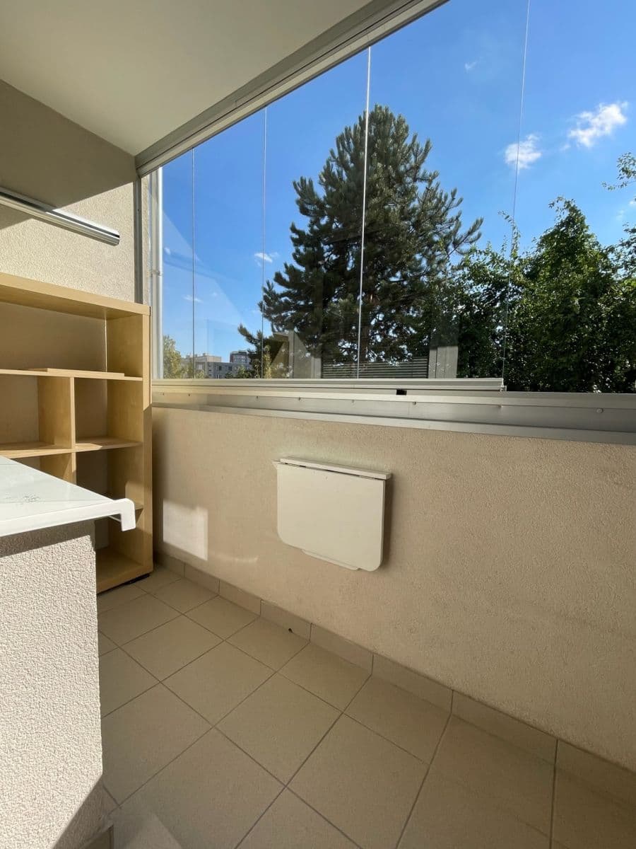 Pronájem bytu 2+kk 44 m², Pospíchalova, Praha, Praha Pronájem bytu 2+kk 44 m², Pospíchalova, Praha, Praha