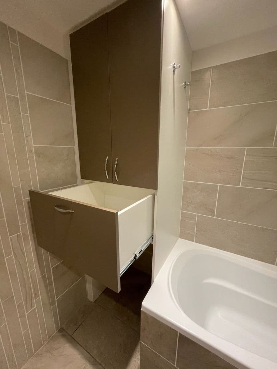 Pronájem bytu 2+kk 44 m², Pospíchalova, Praha, Praha Pronájem bytu 2+kk 44 m², Pospíchalova, Praha, Praha