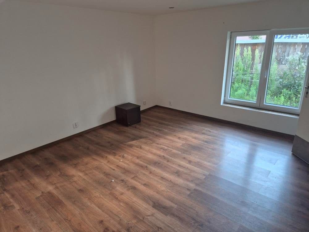 Pronájem bytu 2+kk 47 m², Dukelská, Horní Jelení, Pardubický kraj Pronájem bytu 2+kk 47 m², Dukelská, Horní Jelení, Pardubický kraj