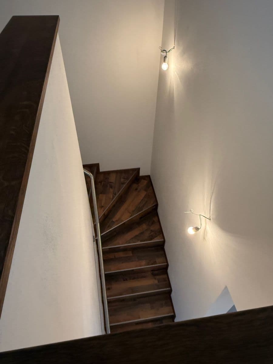 Pronájem bytu 5+kk 153 m², Na Perštýně, Liberec, Liberecký kraj Pronájem bytu 5+kk 153 m², Na Perštýně, Liberec, Liberecký kraj