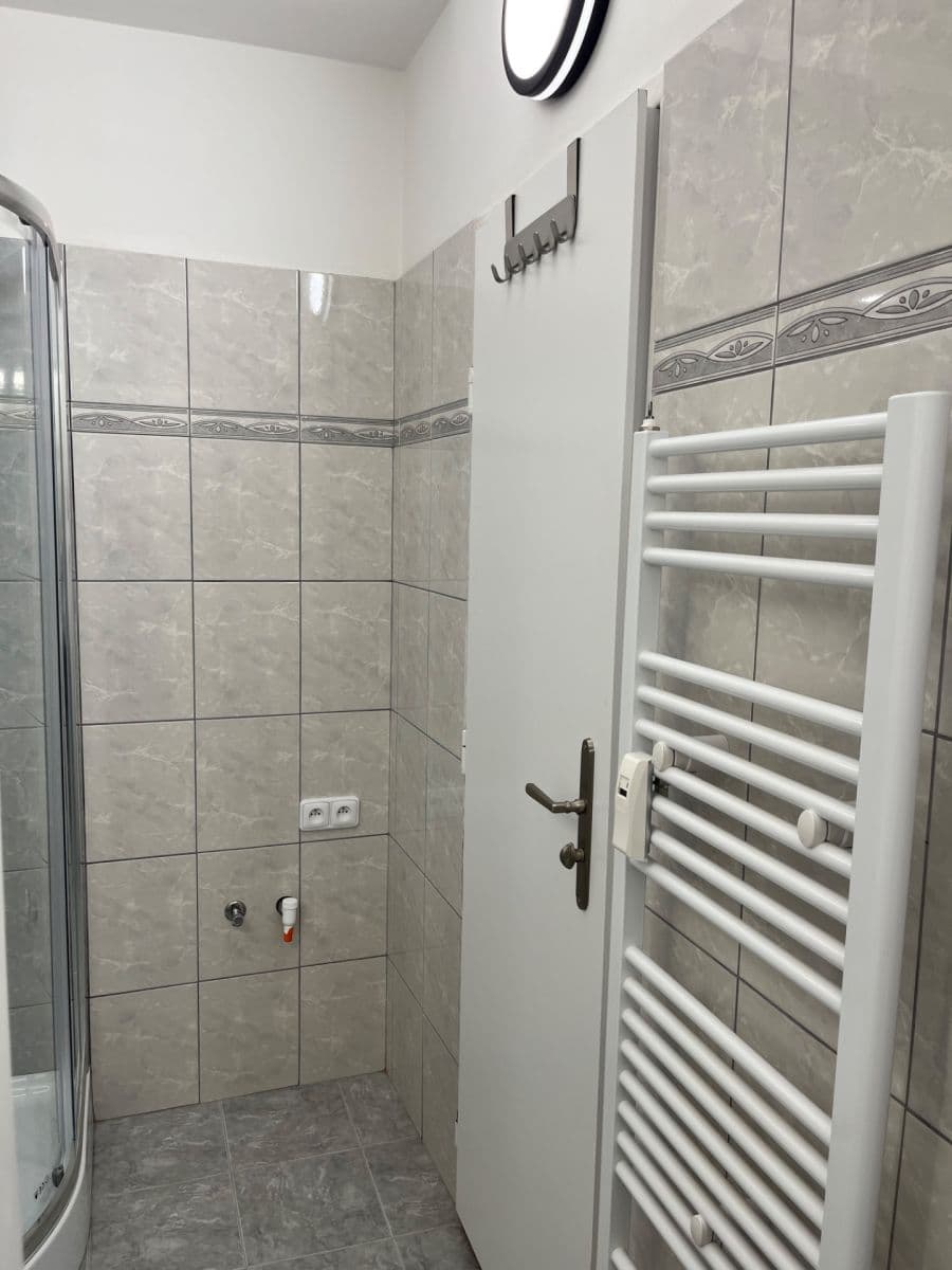 Pronájem bytu 2+kk 52 m², Puškinovo náměstí, Praha, Praha Pronájem bytu 2+kk 52 m², Puškinovo náměstí, Praha, Praha