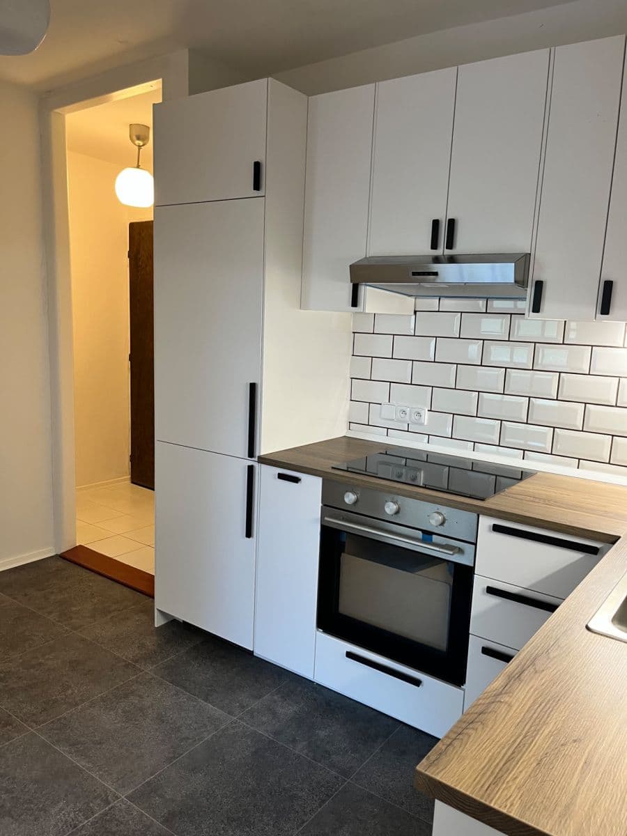 Pronájem bytu 2+kk 52 m², Puškinovo náměstí, Praha, Praha Pronájem bytu 2+kk 52 m², Puškinovo náměstí, Praha, Praha