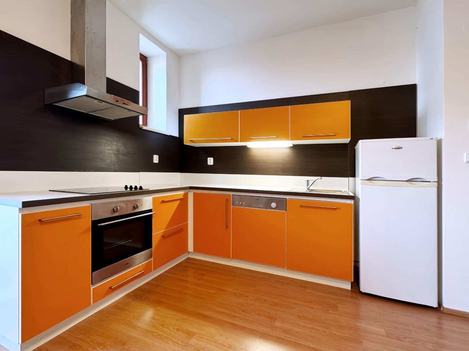 Pronájem bytu 1+kk 55 m², Hybešova, Brno, Jihomoravský kraj Pronájem bytu 1+kk 55 m², Hybešova, Brno, Jihomoravský kraj