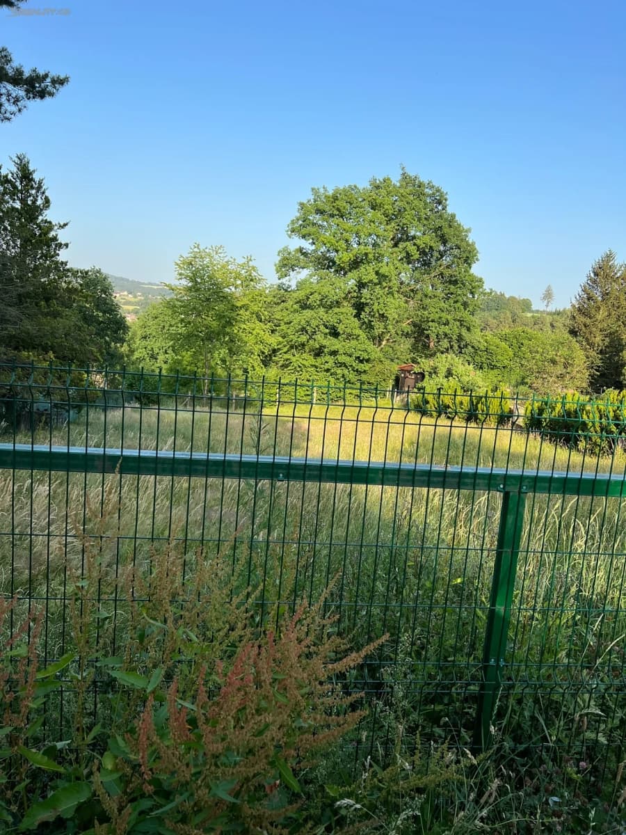 Prodej pozemku 1.253 m², Na Vrchách, Mirošovice, Středočeský kraj Prodej pozemku 1.253 m², Na Vrchách, Mirošovice, Středočeský kraj