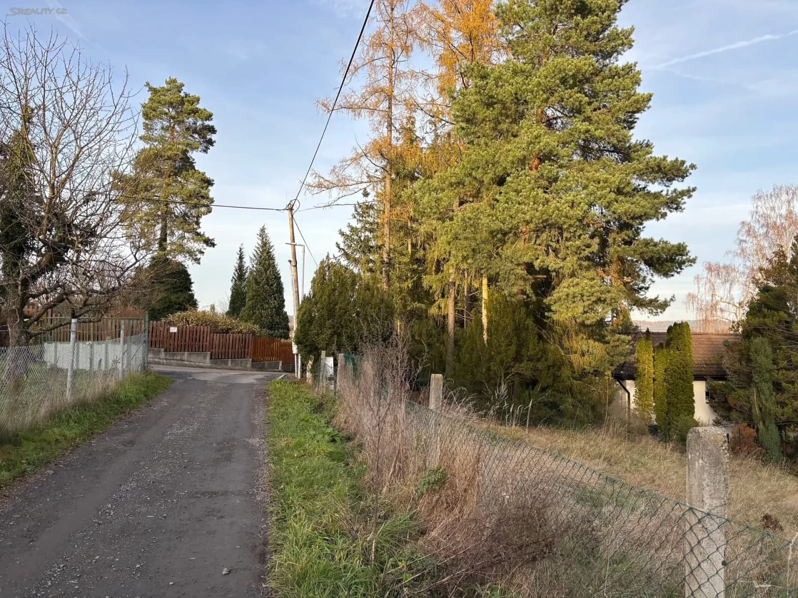 Prodej pozemku 1.253 m², Na Vrchách, Mirošovice, Středočeský kraj Prodej pozemku 1.253 m², Na Vrchách, Mirošovice, Středočeský kraj