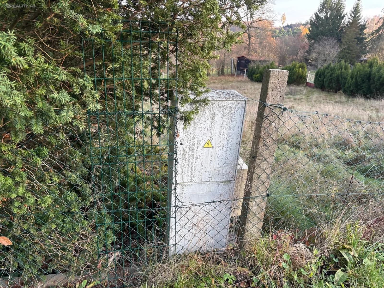 Prodej pozemku 1.253 m², Na Vrchách, Mirošovice, Středočeský kraj Prodej pozemku 1.253 m², Na Vrchách, Mirošovice, Středočeský kraj
