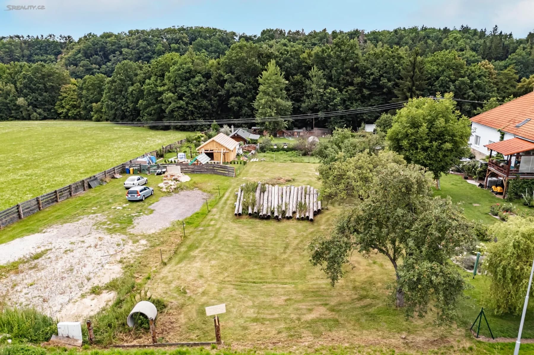 Prodej pozemku 1.949 m², Boršov nad Vltavou, Jihočeský kraj Prodej pozemku 1.949 m², Boršov nad Vltavou, Jihočeský kraj