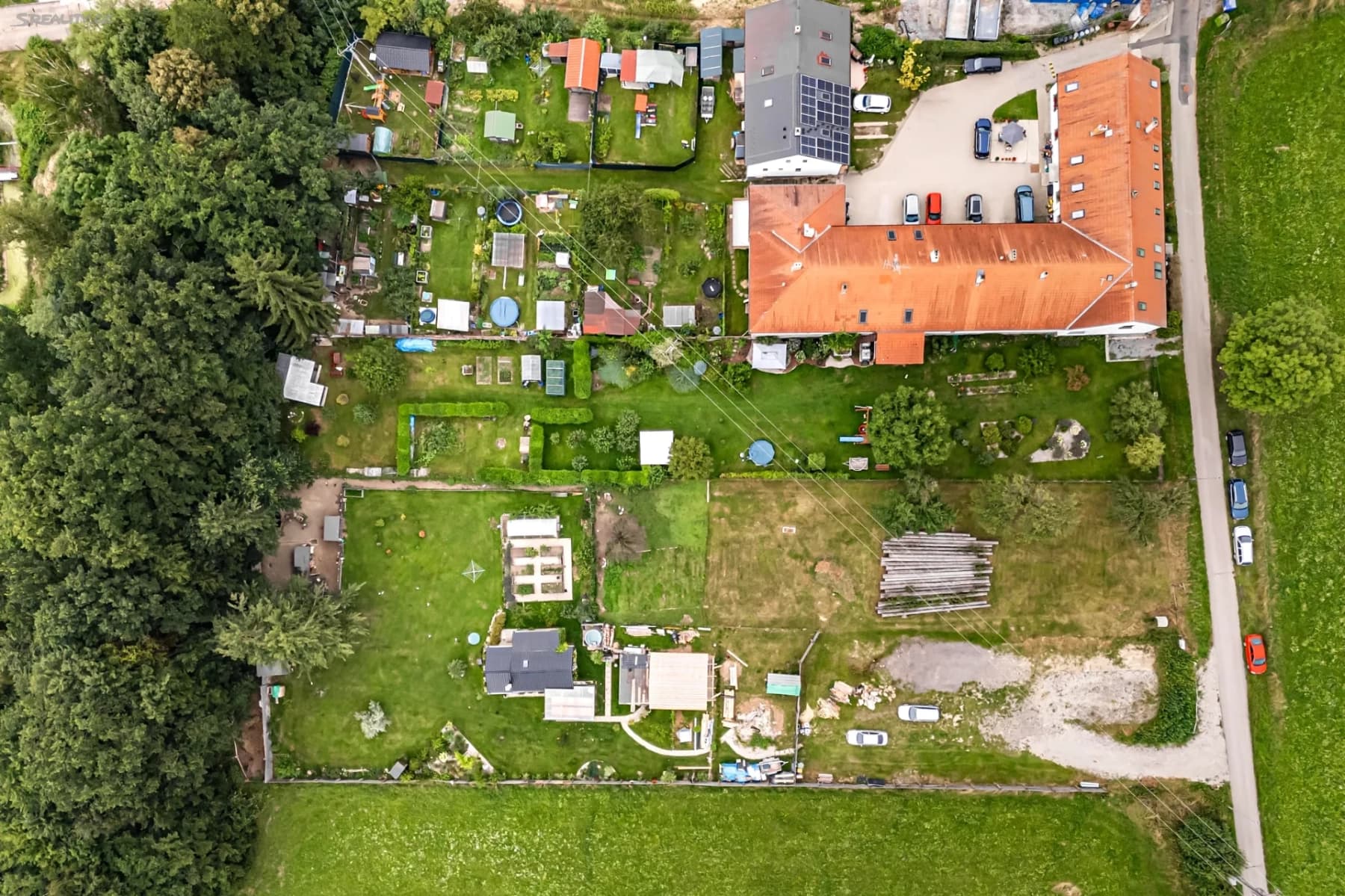 Prodej pozemku 1.949 m², Boršov nad Vltavou, Jihočeský kraj Prodej pozemku 1.949 m², Boršov nad Vltavou, Jihočeský kraj