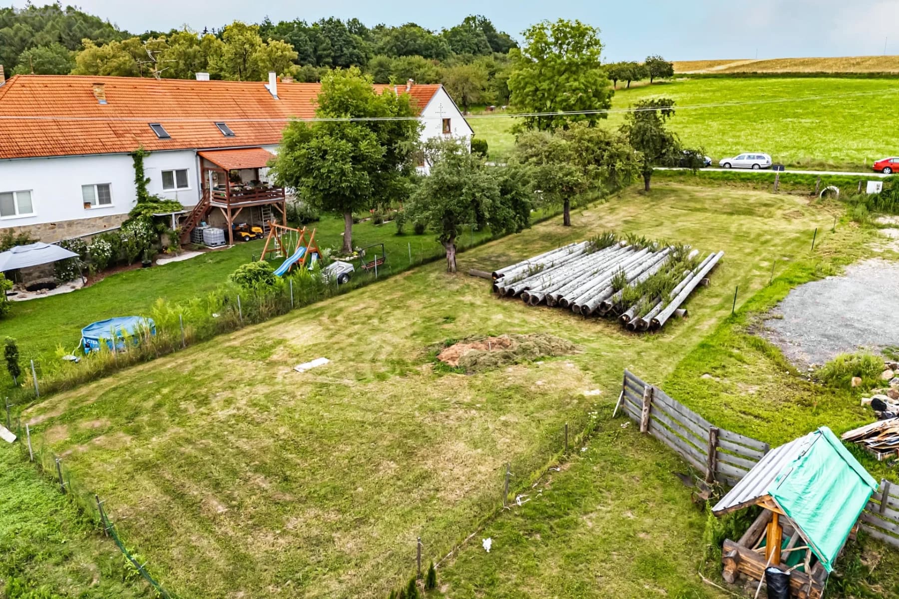 Prodej pozemku 1.949 m², Boršov nad Vltavou, Jihočeský kraj Prodej pozemku 1.949 m², Boršov nad Vltavou, Jihočeský kraj