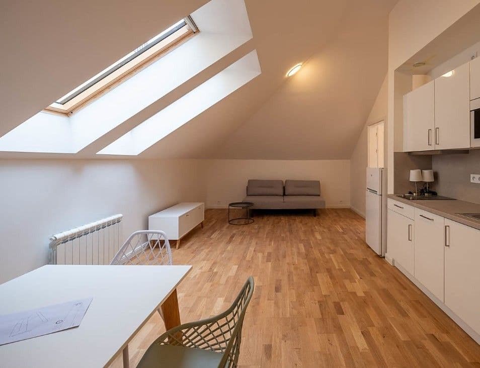 Pronájem bytu 2+kk 70 m², Varšavská, Praha, Praha Pronájem bytu 2+kk 70 m², Varšavská, Praha, Praha