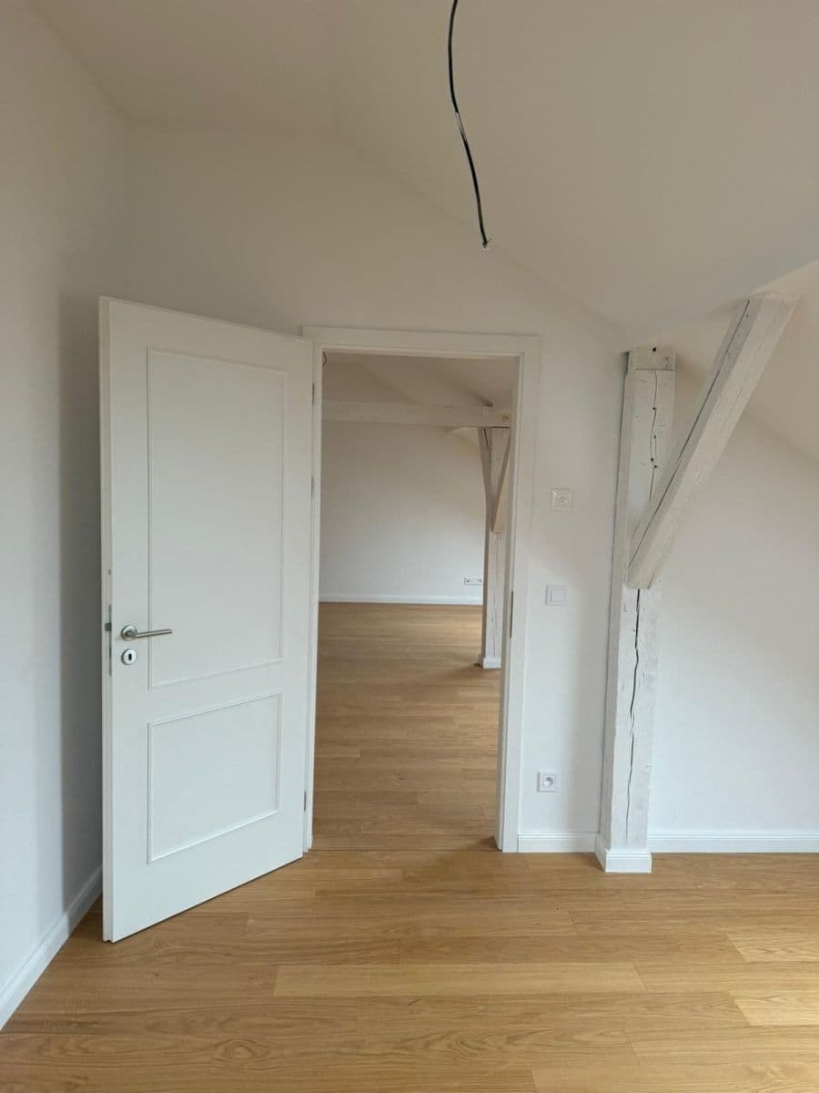 Pronájem bytu 2+1 82 m², Korunní, Praha, Praha Pronájem bytu 2+1 82 m², Korunní, Praha, Praha