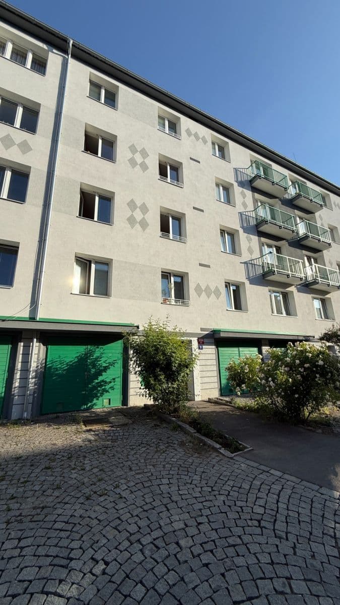 Pronájem bytu 1+1 36 m², Na Vrcholu, Praha, Praha Pronájem bytu 1+1 36 m², Na Vrcholu, Praha, Praha