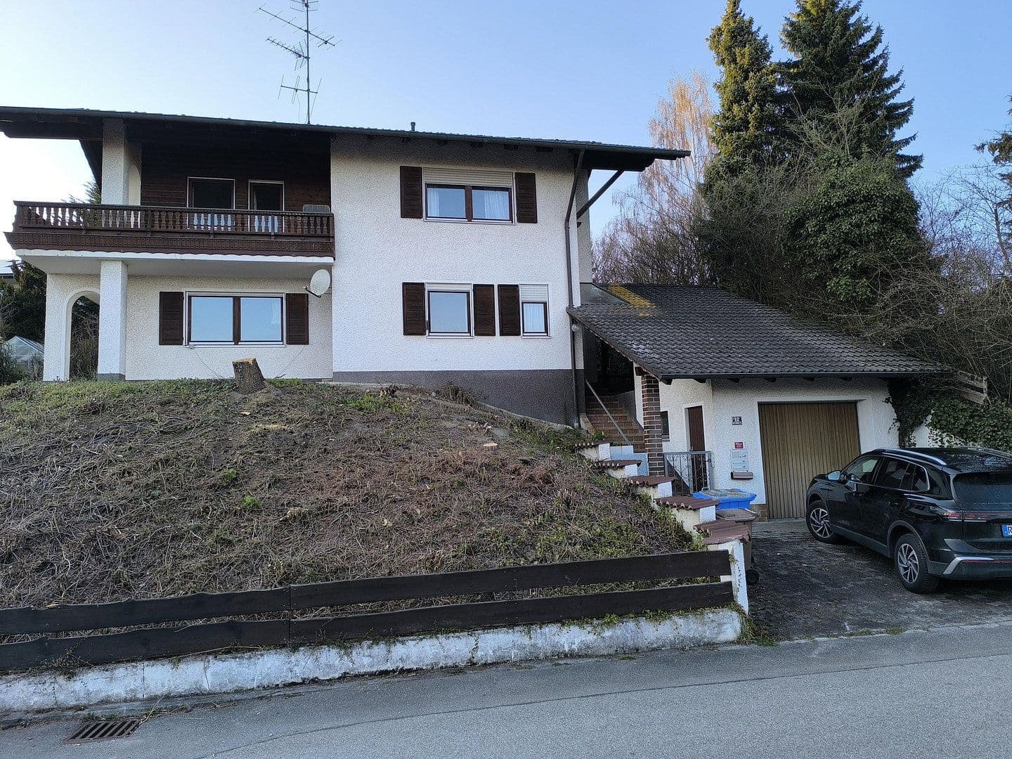Prodej domu 169 m², pozemek 987 m², Prälat Mühldorferstr.12, Bad Griesbach i.Rottal, Bavorsko Prodej domu 169 m², pozemek 987 m², Prälat Mühldorferstr.12, Bad Griesbach i.Rottal, Bavorsko