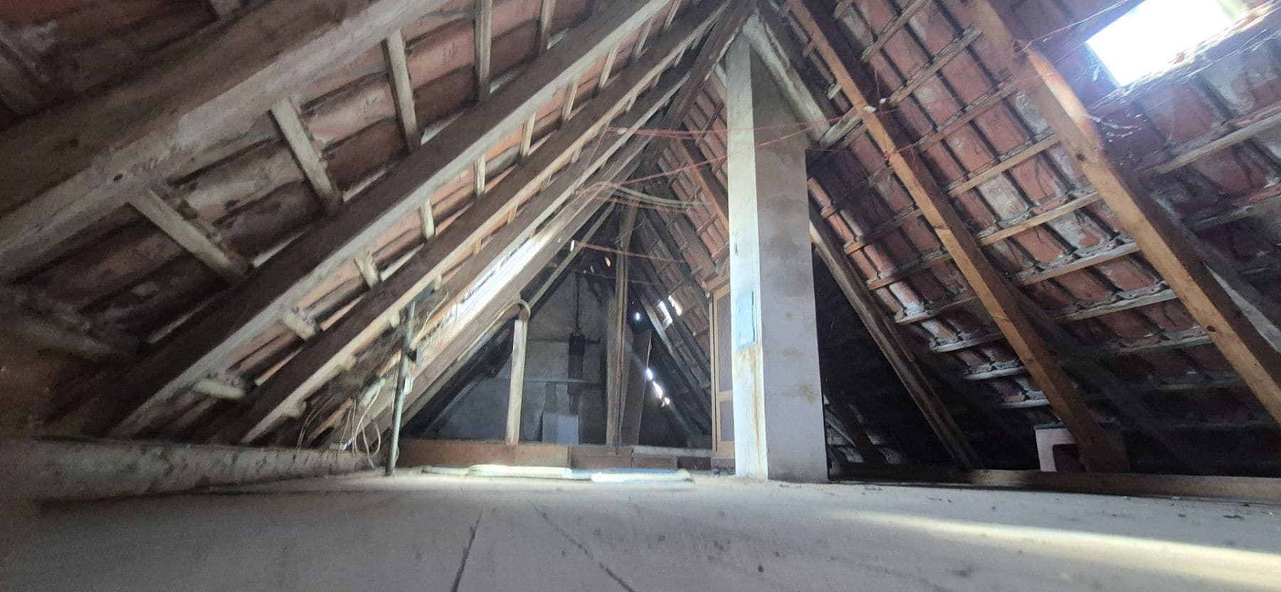 Prodej domu 153 m², pozemek 512 m², Mühlacker, Bádensko-Württembersko Prodej domu 153 m², pozemek 512 m², Mühlacker, Bádensko-Württembersko