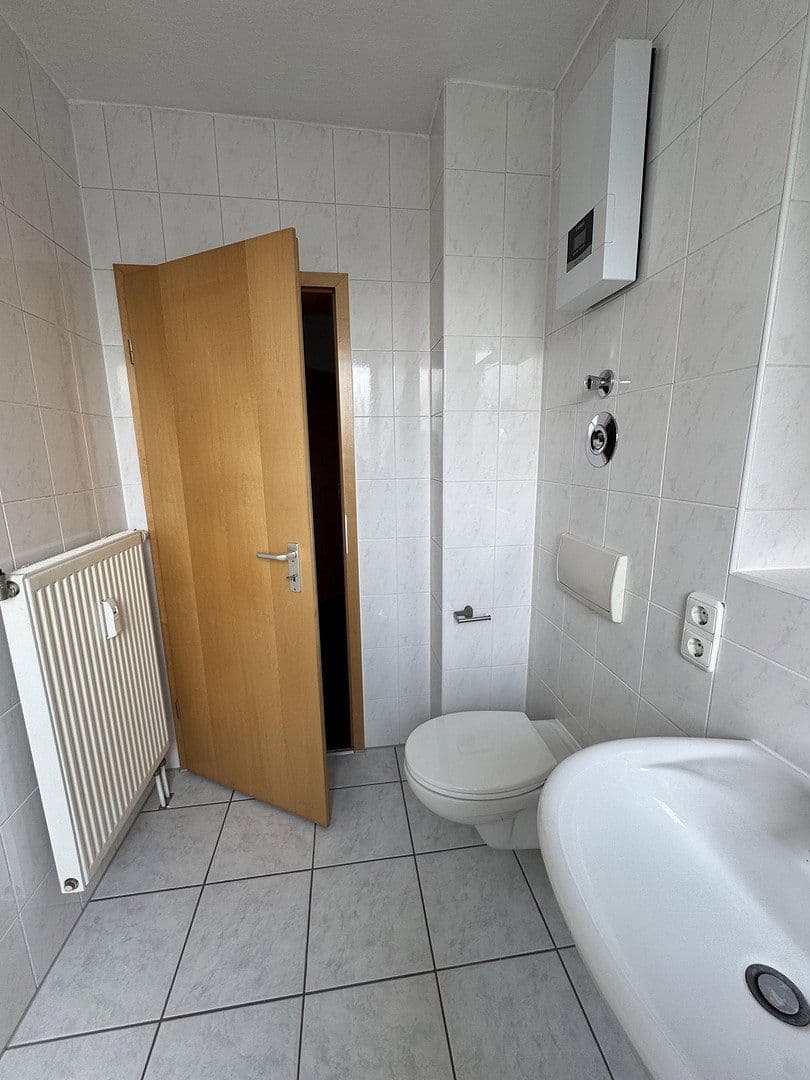 Prodej bytu 2+1 54 m², Admiral-Scheer-Str. 11, Mainz-Kastel, Hessen Prodej bytu 2+1 54 m², Admiral-Scheer-Str. 11, Mainz-Kastel, Hessen