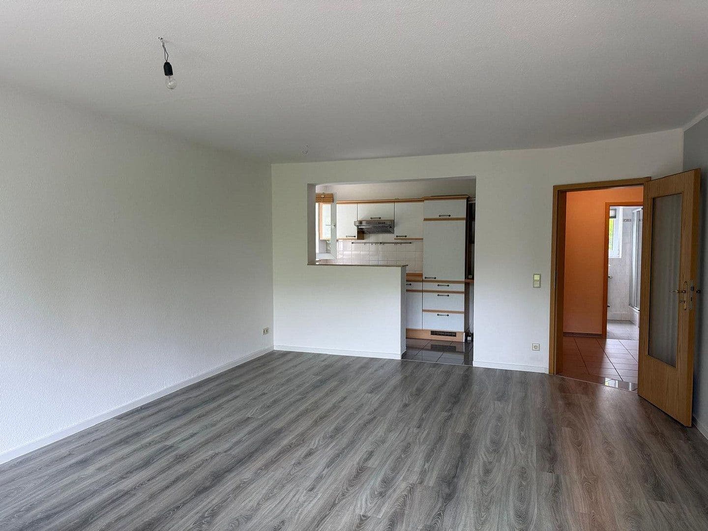 Pronájem bytu 2+1 57 m², Itzumer Hauptstraße, Hildesheim, Dolní Sasko Pronájem bytu 2+1 57 m², Itzumer Hauptstraße, Hildesheim, Dolní Sasko