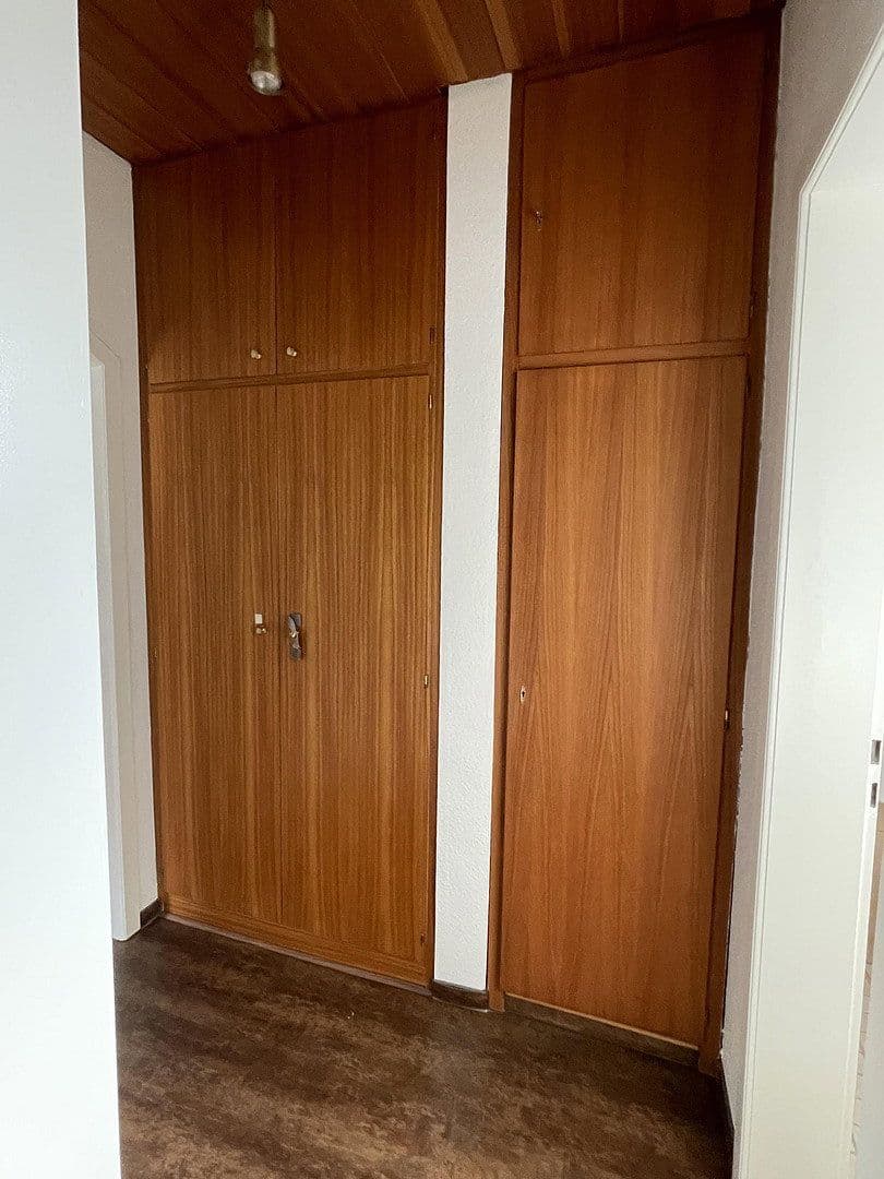 Pronájem bytu 5+1 107 m², Nagold, Bádensko-Württembersko Pronájem bytu 5+1 107 m², Nagold, Bádensko-Württembersko