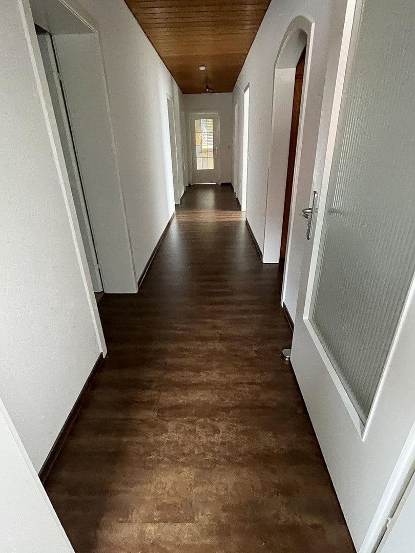 Pronájem bytu 5+1 107 m², Nagold, Bádensko-Württembersko Pronájem bytu 5+1 107 m², Nagold, Bádensko-Württembersko