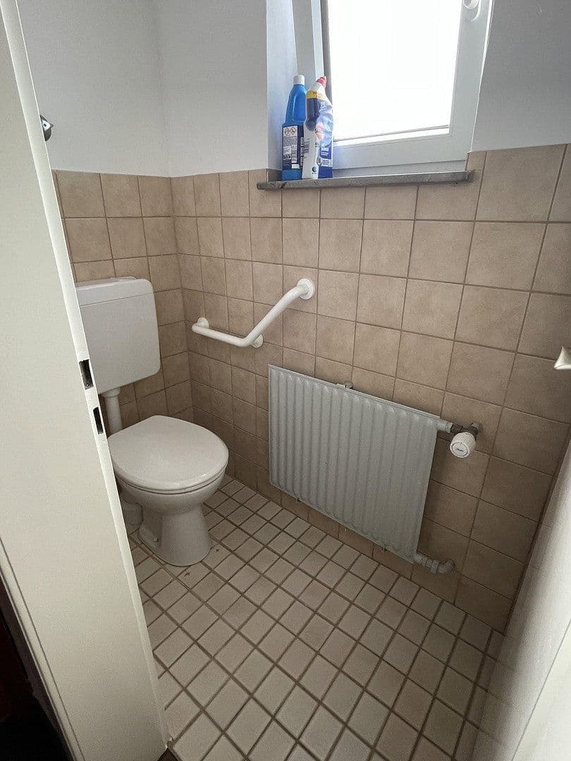 Pronájem bytu 5+1 107 m², Nagold, Bádensko-Württembersko Pronájem bytu 5+1 107 m², Nagold, Bádensko-Württembersko