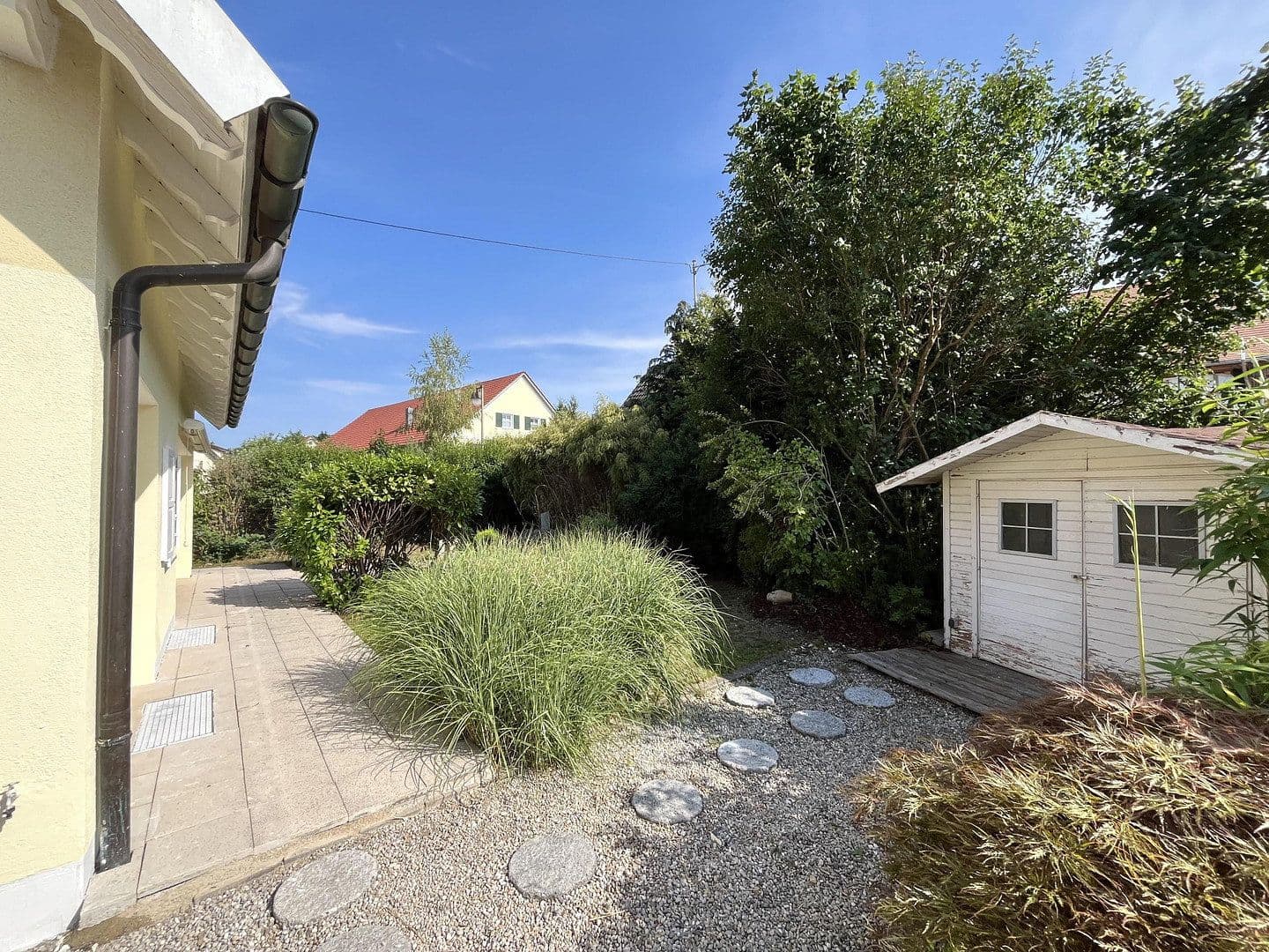 Prodej domu 204 m², pozemek 542 m², Mickhausen, Bavorsko Prodej domu 204 m², pozemek 542 m², Mickhausen, Bavorsko