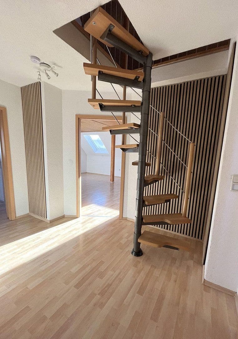Prodej domu 204 m², pozemek 542 m², Mickhausen, Bavorsko Prodej domu 204 m², pozemek 542 m², Mickhausen, Bavorsko