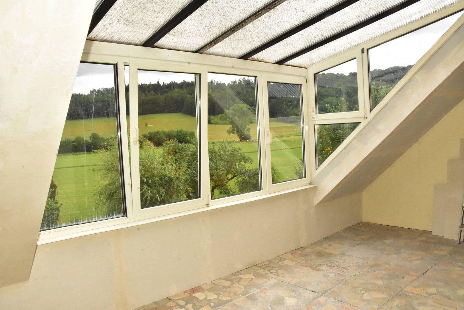 Prodej domu 258 m², pozemek 19.400 m², Haunetal, Hessen Prodej domu 258 m², pozemek 19.400 m², Haunetal, Hessen