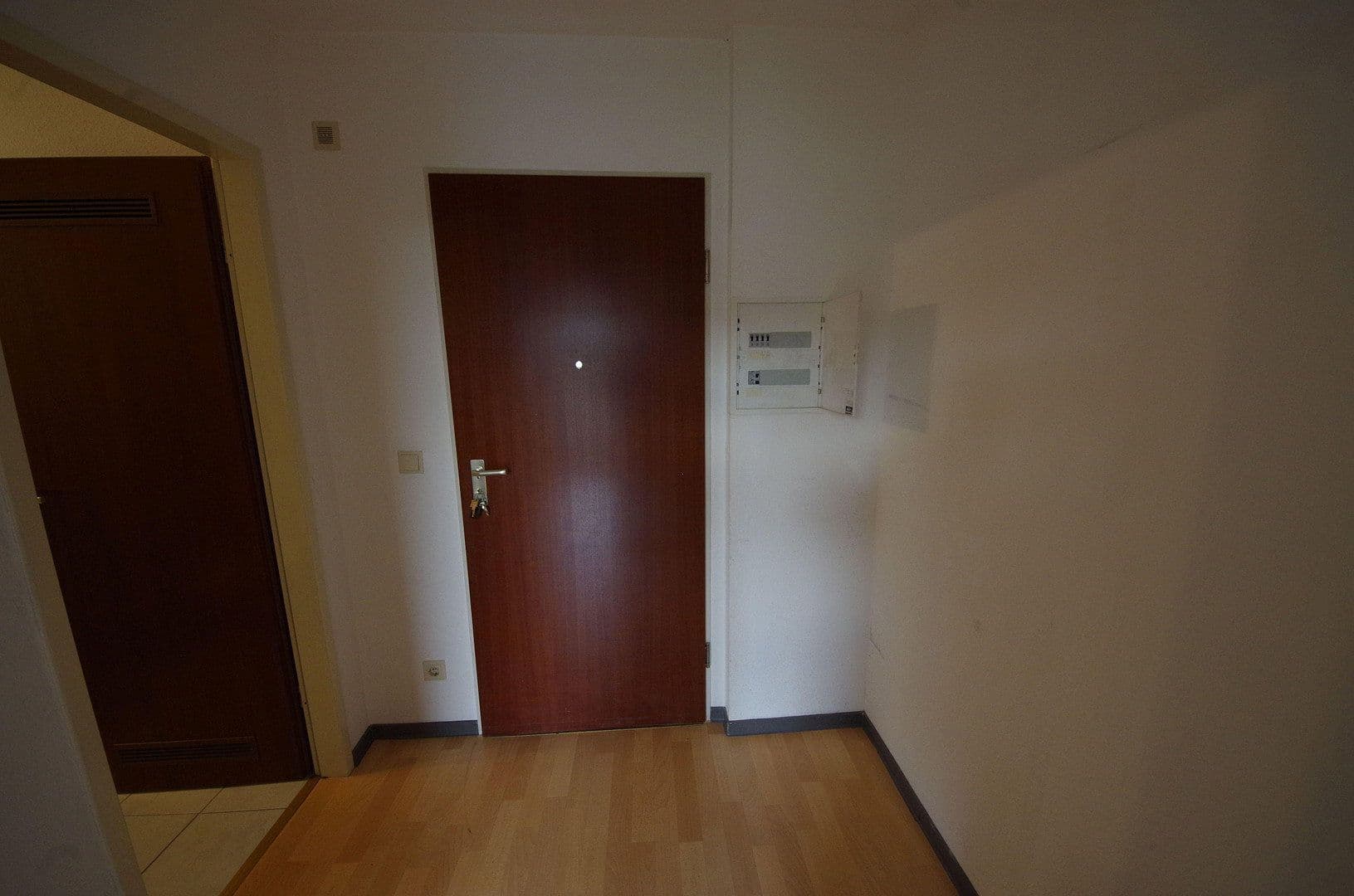 Pronájem bytu 2+1 32 m², Himmelgeisterstr. 85, Düsseldorf, Severní Porýní-Vestfálsko Pronájem bytu 2+1 32 m², Himmelgeisterstr. 85, Düsseldorf, Severní Porýní-Vestfálsko