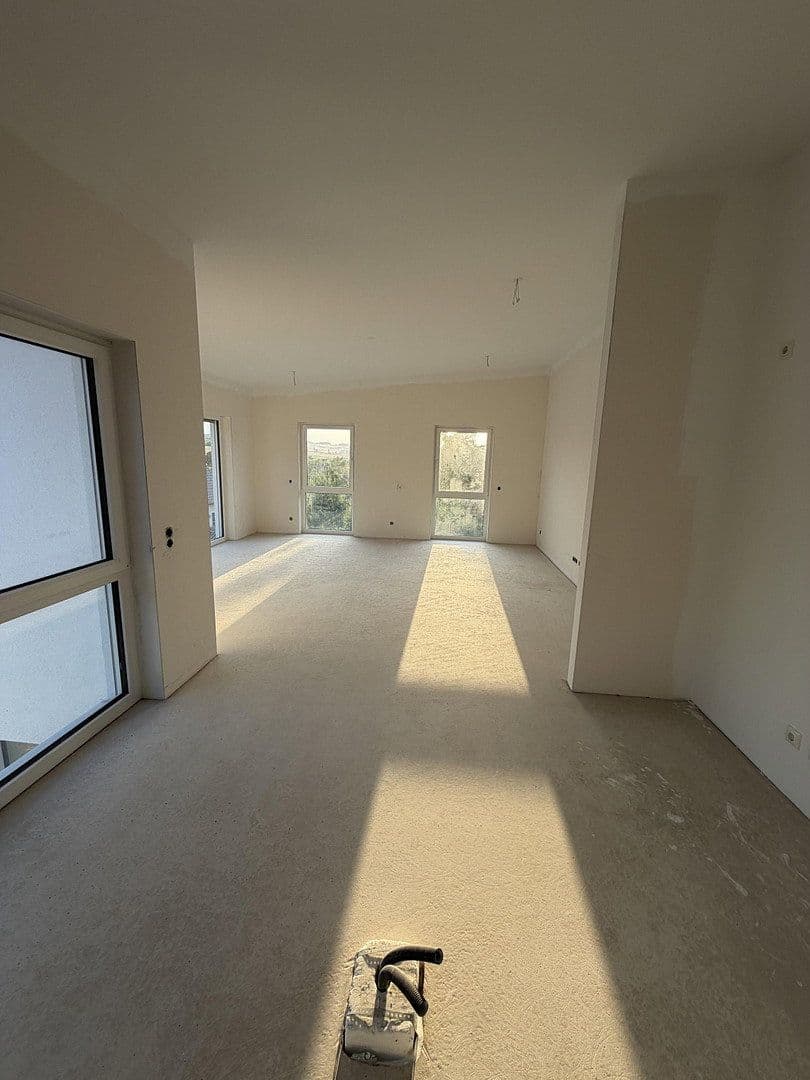 Pronájem bytu 2+1 95 m², Zülpich, Severní Porýní-Vestfálsko Pronájem bytu 2+1 95 m², Zülpich, Severní Porýní-Vestfálsko