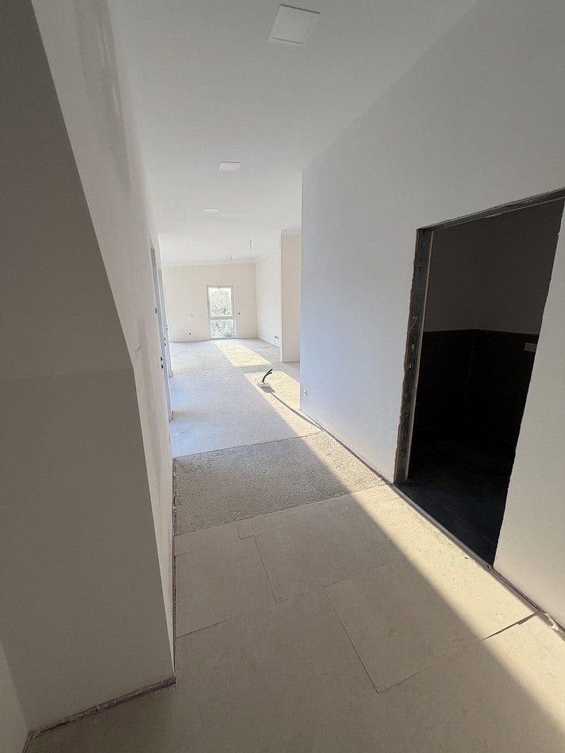 Pronájem bytu 2+1 95 m², Zülpich, Severní Porýní-Vestfálsko Pronájem bytu 2+1 95 m², Zülpich, Severní Porýní-Vestfálsko