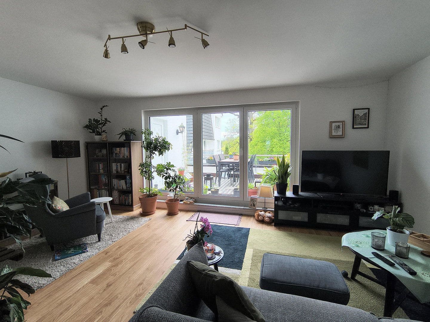 Pronájem bytu 2+1 89 m², Lindenallee 60a, Neuruppin, Braniborsko Pronájem bytu 2+1 89 m², Lindenallee 60a, Neuruppin, Braniborsko