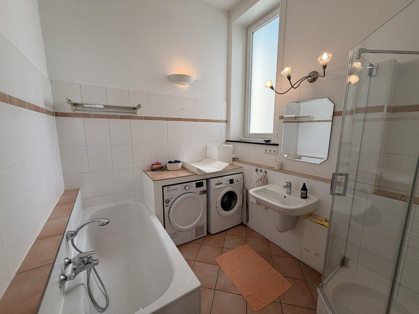 Prodej bytu 5+1 130 m², Hohenfelde, Hamburg Prodej bytu 5+1 130 m², Hohenfelde, Hamburg