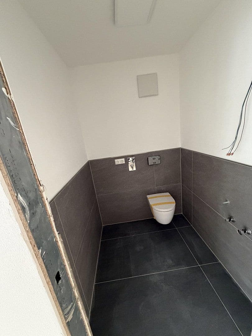 Pronájem bytu 3+1 95 m², Zülpich, Severní Porýní-Vestfálsko Pronájem bytu 3+1 95 m², Zülpich, Severní Porýní-Vestfálsko
