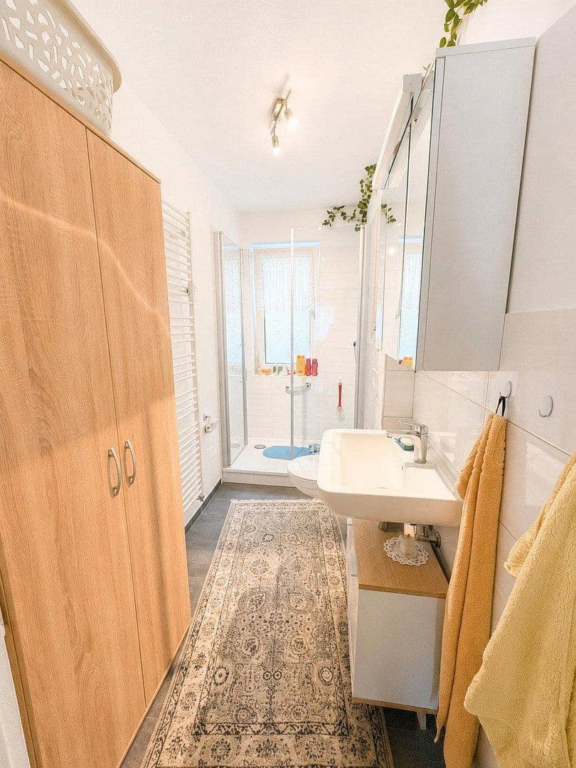 Pronájem bytu 3+1 70 m², Bremerhaven, Bremen Pronájem bytu 3+1 70 m², Bremerhaven, Bremen