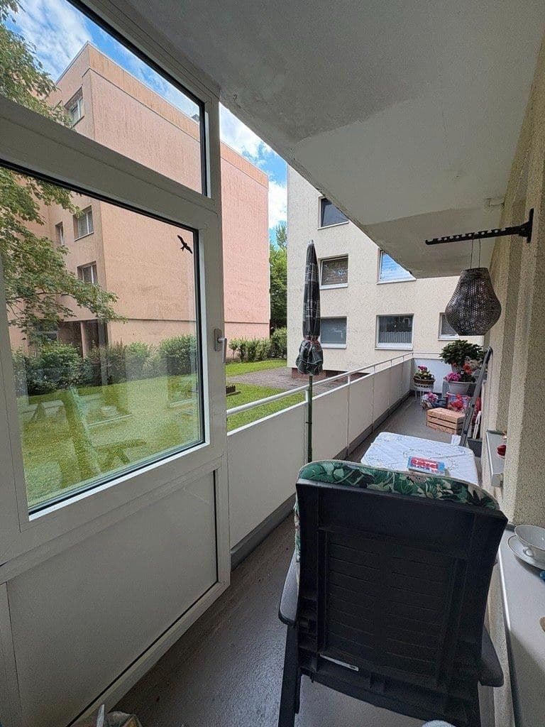 Pronájem bytu 3+1 70 m², Bremerhaven, Bremen Pronájem bytu 3+1 70 m², Bremerhaven, Bremen