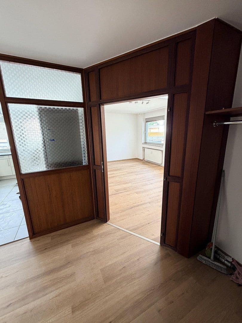 Pronájem bytu 2+1 80 m², Hofkamp 140, Wuppertal, Severní Porýní-Vestfálsko Pronájem bytu 2+1 80 m², Hofkamp 140, Wuppertal, Severní Porýní-Vestfálsko