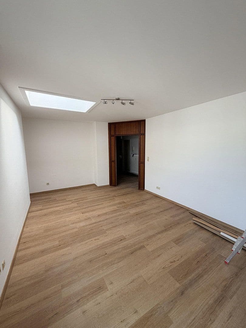 Pronájem bytu 2+1 80 m², Hofkamp 140, Wuppertal, Severní Porýní-Vestfálsko Pronájem bytu 2+1 80 m², Hofkamp 140, Wuppertal, Severní Porýní-Vestfálsko