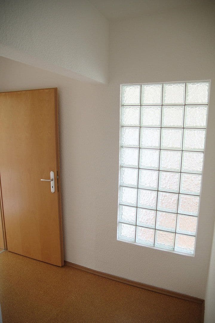 Pronájem bytu 2+1 89 m², Hilgenfeldweg 6, Jena, Durynsko Pronájem bytu 2+1 89 m², Hilgenfeldweg 6, Jena, Durynsko