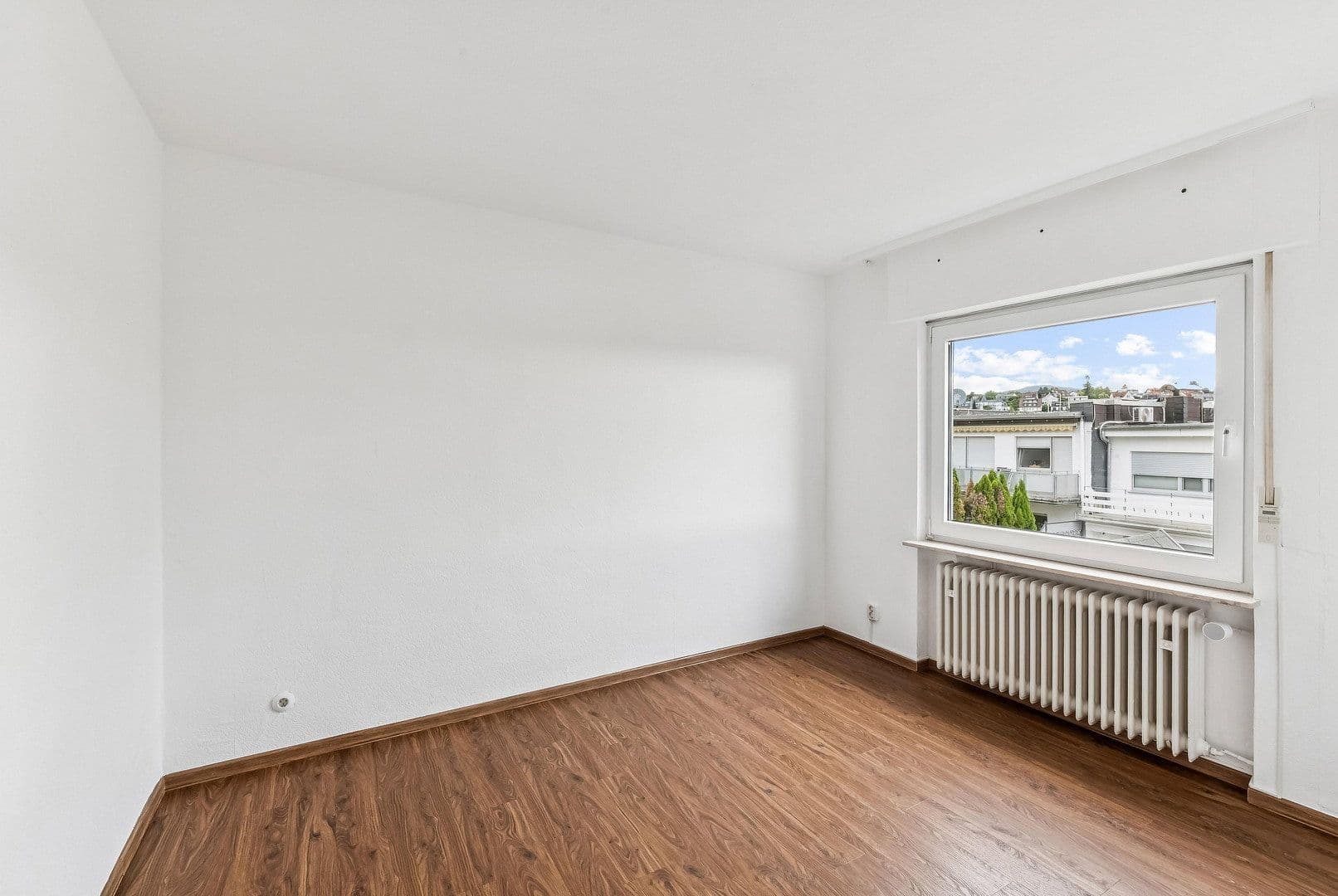 Prodej domu 104 m², pozemek 175 m², Bad Soden am Taunus, Hessen Prodej domu 104 m², pozemek 175 m², Bad Soden am Taunus, Hessen