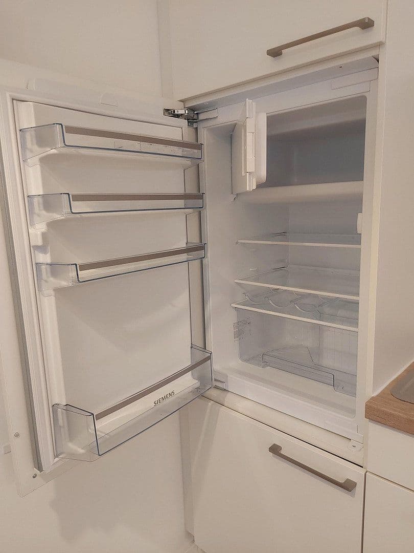 Pronájem bytu 1+kk 31 m², Dammstr. 2, Unterföhring, Bavorsko Pronájem bytu 1+kk 31 m², Dammstr. 2, Unterföhring, Bavorsko